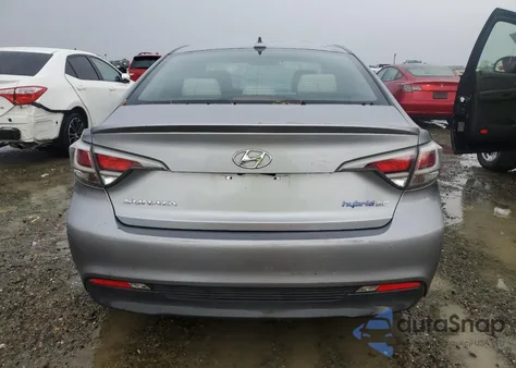 2016 Hyundai Sonata Hybrid from USA, damaged, VIN KMHE24L12GA035750
